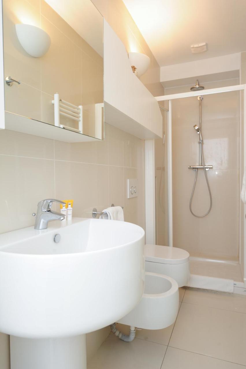 La Suite Des Anges Res. Negresco Five Stars Holiday House นีซ ภายนอก รูปภาพ